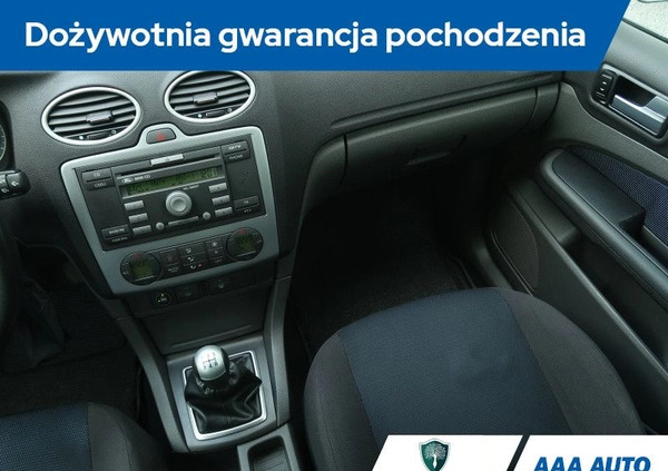Ford Focus cena 14000 przebieg: 206060, rok produkcji 2005 z Myślenice małe 211